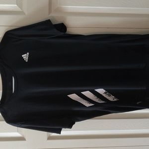 Adidas T-Shirt